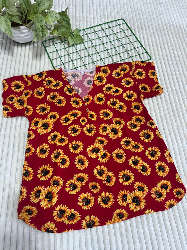 تیشرت نخی گلدار زنانه